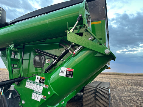 2020 Brent 1596 Grain Cart